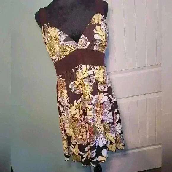 Speechless Large woman top with pull back (attached) belt - Picture 1 of 8